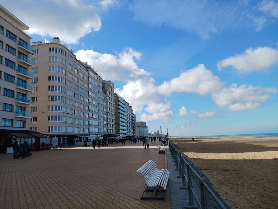 Apartment Deer Vlakbij Zee Ostend